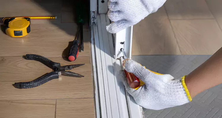 Screen Door Wheel Replacement in Palm City, FL