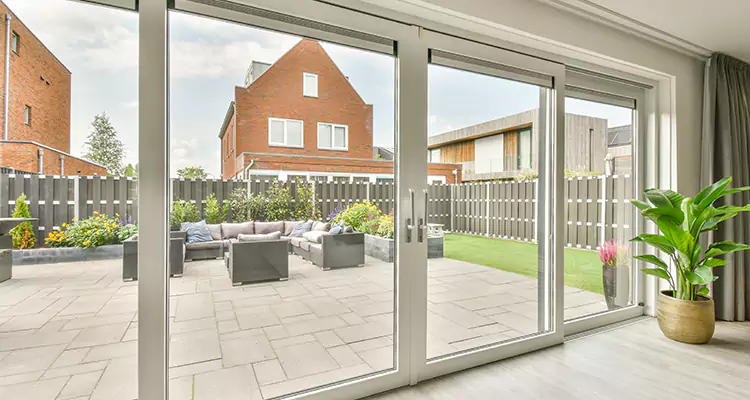 Best Sliding Screen Door Replacement Company in Palm City, FL