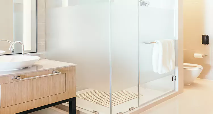 Expert Shower Door Fix and Repair in Palm City, FL
