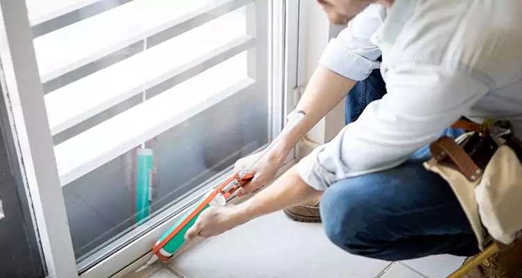 Dap Window Caulk Repair in Palm City, FL